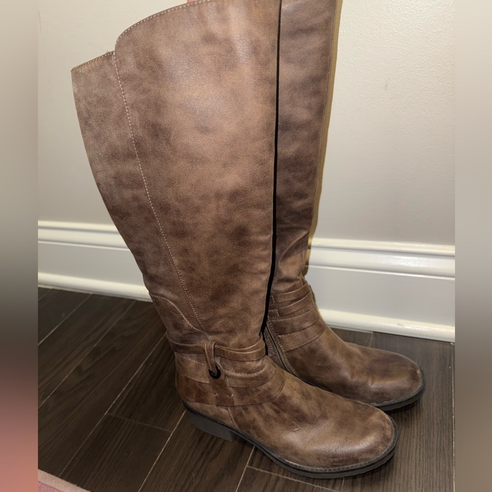 BareTraps Oudrey Knee-High Brown Heeled Boots